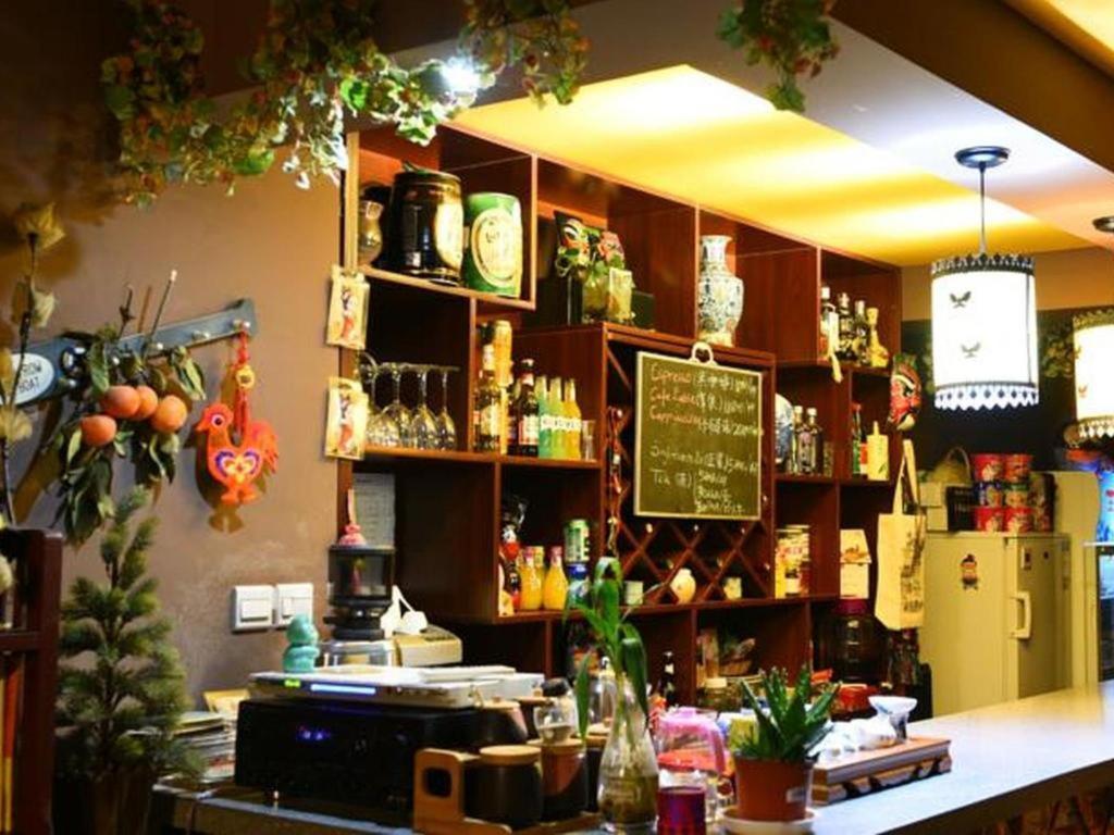 Xi'An The Facebook Youth Hostel Сиань Экстерьер фото